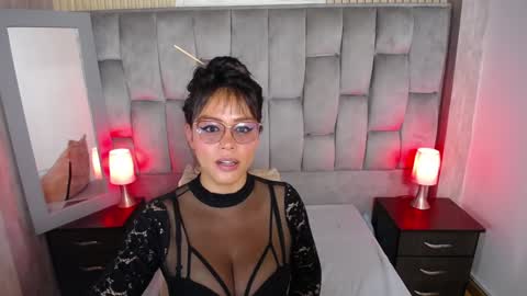 Snapshot of veronica_saenzz1 chatting on January 31, 2025, 12:18 pm Vero online show from January 31, 2025, 12:18 pm