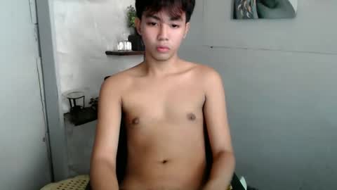 veronica_vaughn02 online show from January 12, 2026, 1:55 am