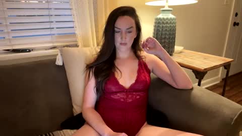 Snapshot of veronica_vaughn__ chatting on December 19, 2024, 10:42 pm Veronica Vaughn online show from December 19, 2024, 10:42 pm