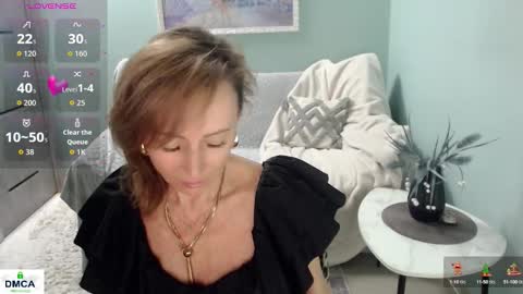 Helen online show from October 21, 2025, 7:42 am
