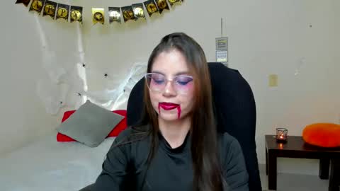 Veronica Miller online show from October 31, 2025, 12:44 am