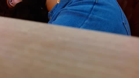 Veronica Robles online show from February 9, 2026, 8:35 pm