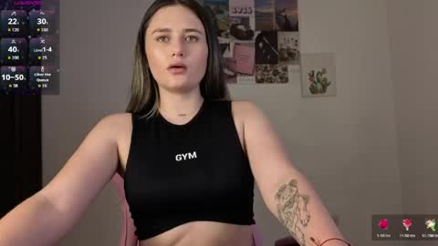 Snapshot of veronika__winslow_ chatting on May 30, 2026, 5:48 am Vero online show from May 30, 2026, 5:48 am
