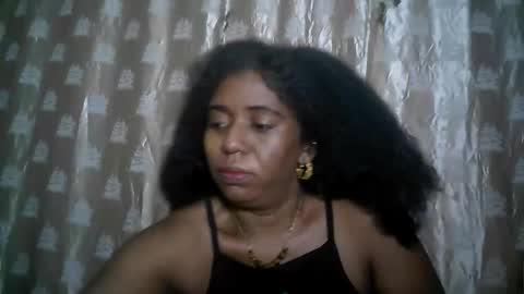 Snapshot of verronique1511 chatting on May 11, 2026, 3:12 am verronique1511 online show from May 11, 2026, 3:12 am