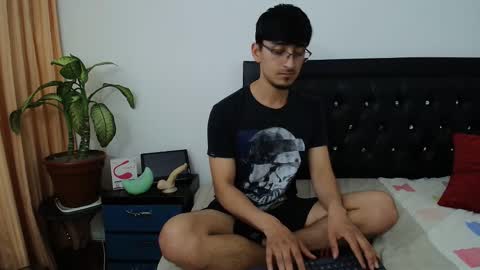 versatileguuy online show from March 4, 2026, 1:55 am