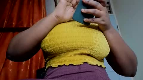 verygoodbadgirl_ebony online show from March 3, 2026, 6:47 pm