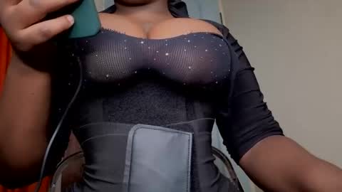 verygoodbadgirl_ebony online show from March 28, 2026, 5:51 am