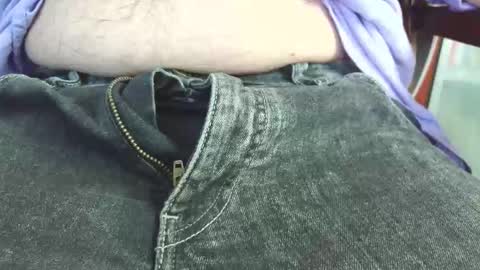 Erik online show from September 21, 2025, 6:59 am