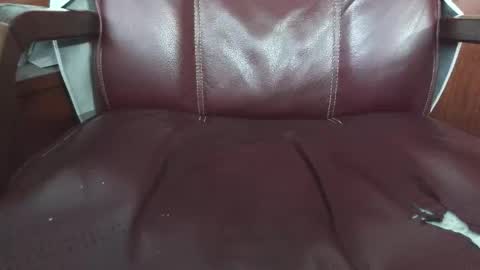 Erik online show from November 11, 2025, 7:41 am