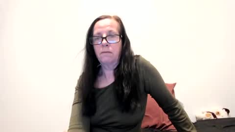 verysassypeachgoddess online show from January 16, 2026, 3:43 am