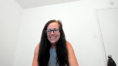 verysassypeachgoddess online show from July 3, 2026, 1:17 pm