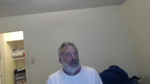 Snapshot of veryveryhairmanindenver chatting on December 6, 2024, 1:07 am hairy man online show from December 6, 2024, 1:07 am