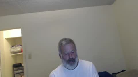 Snapshot of veryveryhairmanindenver chatting on December 13, 2024, 12:53 am hairy man online show from December 13, 2024, 12:53 am