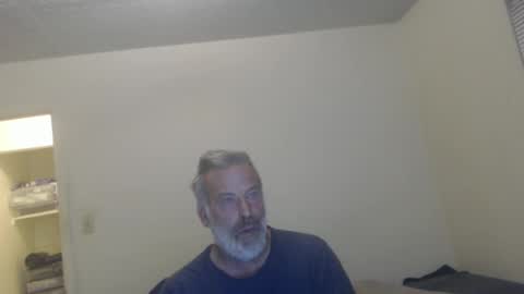 Snapshot of veryveryhairmanindenver chatting on December 22, 2024, 1:12 am hairy man online show from December 22, 2024, 1:12 am