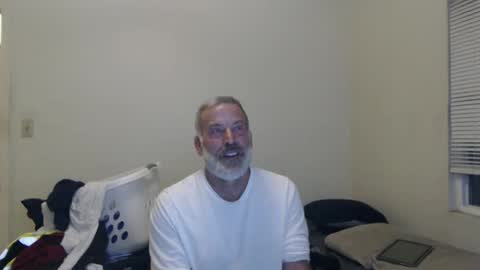 Snapshot of veryveryhairmanindenver chatting on January 5, 2025, 12:52 am hairy man online show from January 5, 2025, 12:52 am