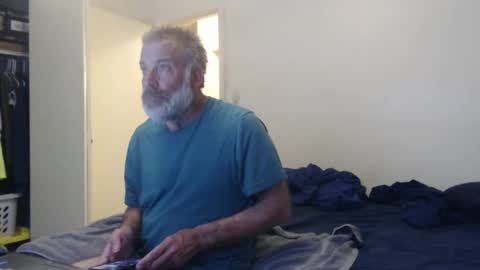 Snapshot of veryveryhairmanindenver chatting on February 24, 2025, 1:02 am hairy man online show from February 24, 2025, 1:02 am