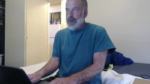 Snapshot of veryveryhairmanindenver chatting on March 3, 2025, 12:48 am hairy man online show from March 3, 2025, 12:48 am
