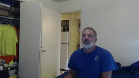 Snapshot of veryveryhairmanindenver chatting on September 12, 2025, 12:00 am hairy man online show from September 12, 2025, 12:00 am