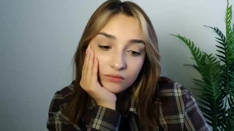 Ana online show from March 18, 2026, 1:14 pm