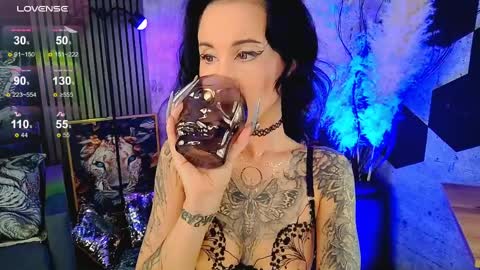 Lady or Goddess Vespera online show from April 5, 2026, 12:19 am