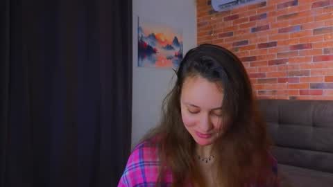 Snapshot of vespereidolon chatting on March 25, 2026, 5:35 am Amelia online show from March 25, 2026, 5:35 am