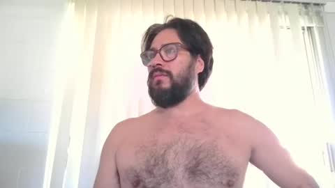 vesturelove online show from September 19, 2025, 6:08 pm