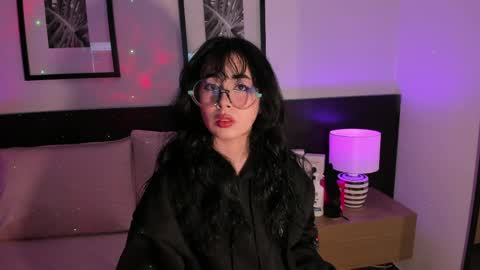 Snapshot of vi_anaya chatting on May 27, 2026, 11:51 am Anaya online show from May 27, 2026, 11:51 am
