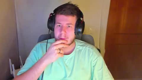 Snapshot of vibalt chatting on February 18, 2026, 7:43 pm vibalt online show from February 18, 2026, 7:43 pm