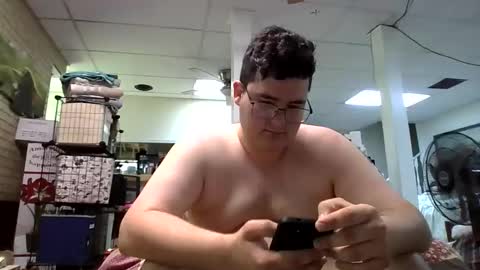 Snapshot of vicantis chatting on April 10, 2026, 6:23 pm Matt online show from April 10, 2026, 6:23 pm