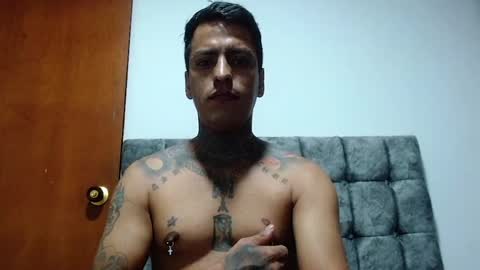 Snapshot of vicctorzc chatting on July 24, 2026, 8:34 am Victor cardenas online show from July 24, 2026, 8:34 am
