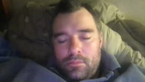 vich4444 online show from February 26, 2026, 8:52 pm