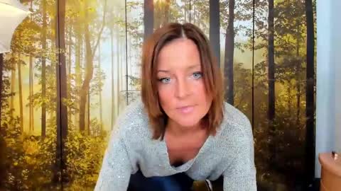 Snapshot of viciousqueen chatting on February 25, 2025, 1:28 pm ViciousQueenu can call me Laura online show from February 25, 2025, 1:28 pm