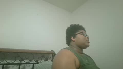 vickiryder56 online show from April 13, 2026, 2:06 am