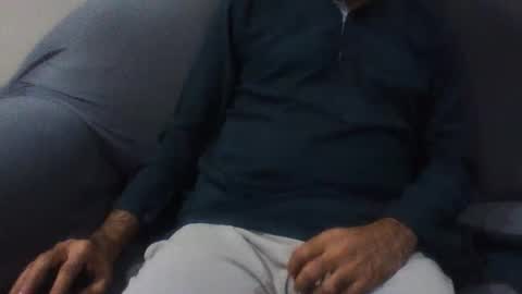 Snapshot of vicky_5540 chatting on December 15, 2025, 7:07 pm Big Dick Sxy Ass online show from December 15, 2025, 7:07 pm