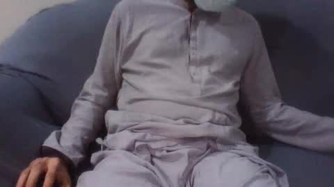 Snapshot of vicky_5540 chatting on December 20, 2025, 7:21 pm Big Dick Sxy Ass online show from December 20, 2025, 7:21 pm