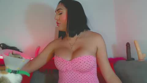 vicky_gill_ online show from October 9, 2025, 8:29 pm