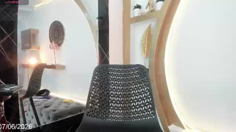 Snapshot of vicky_hottman chatting on June 10, 2026, 4:34 am vicky_hottman online show from June 10, 2026, 4:34 am