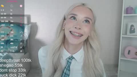 vickyfuckingdoll online show from March 2, 2026, 11:55 pm