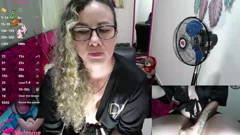 Valentina online show from April 19, 2026, 6:32 pm