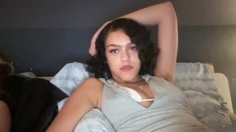 Goddess Victory  online show from December 19, 2024, 4:13 am