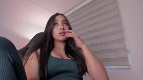 Snapshot of vico_sweety chatting on September 12, 2025, 9:04 pm Victoria online show from September 12, 2025, 9:04 pm