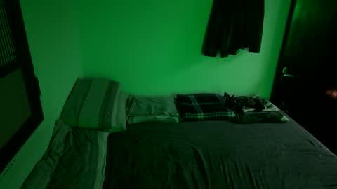 Victor portugual online show from April 23, 2026, 2:02 am