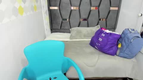  V I C T O R I A   online show from September 10, 2025, 12:05 pm