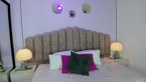 valentina online show from February 14, 2026, 12:02 pm