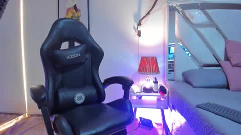 Victoria  online show from February 4, 2026, 3:45 am