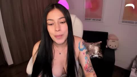 Victoria  online show from October 24, 2025, 3:14 am