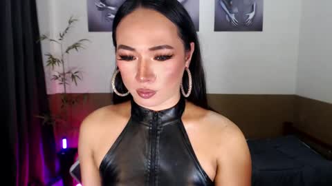 Snapshot of victoria_madness_dominatrix chatting on April 21, 2026, 2:51 am Victoria online show from April 21, 2026, 2:51 am