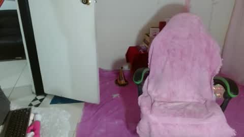 VICKY online show from February 21, 2026, 10:33 pm