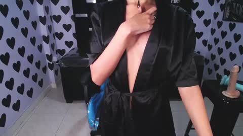 Victoria  online show from February 22, 2025, 9:15 pm