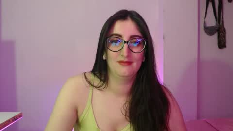 Victoria online show from January 31, 2026, 9:02 pm